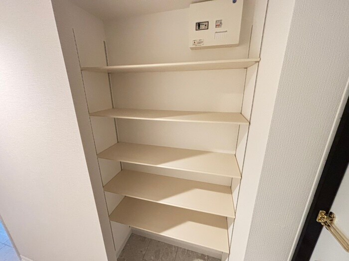 物件内観写真18　(靴箱)