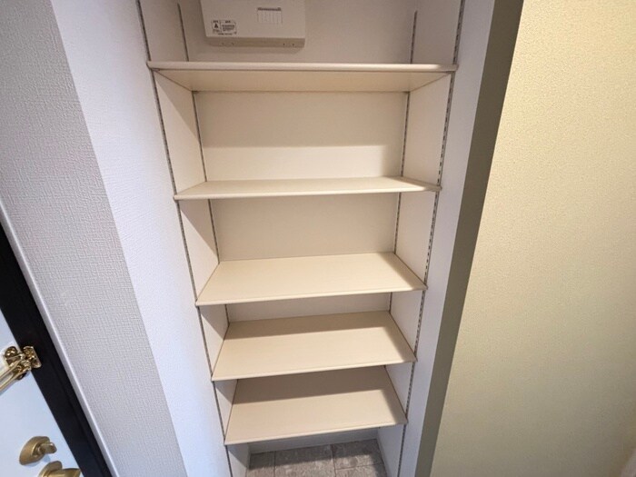 物件内観写真18　(靴箱)