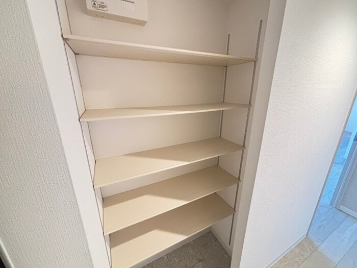 物件内観写真18　(靴箱)