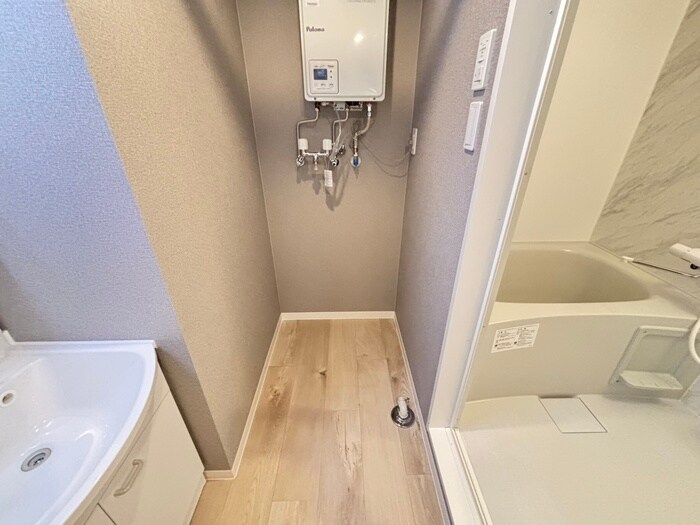 物件内観写真19　(洗濯機置場)