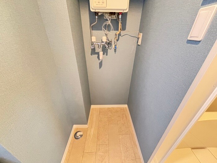 物件内観写真19　(洗濯機置場)