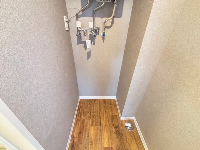 物件内観写真19　(洗濯機置場)