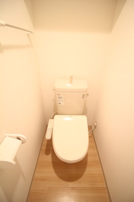 物件内観写真15　(トイレ)