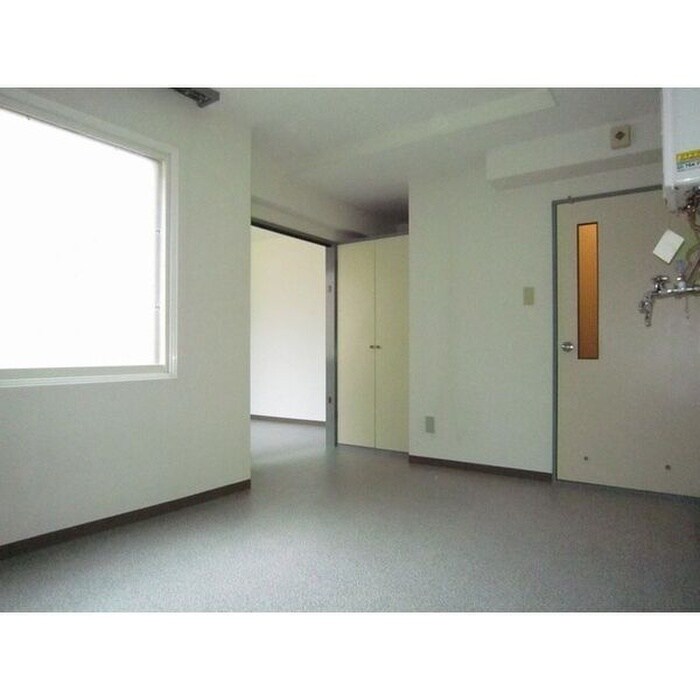 物件内観写真5　(居室)