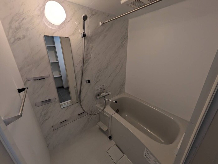 物件内観写真12　(バス／シャワールーム等)