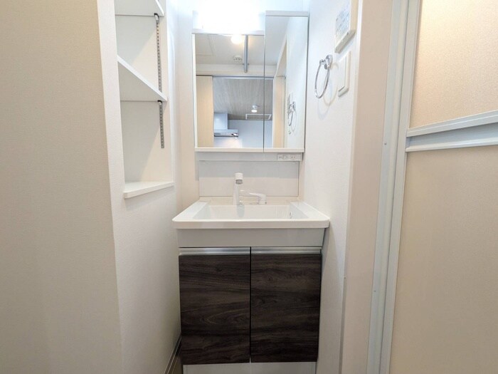 物件内観写真14　(洗面)
