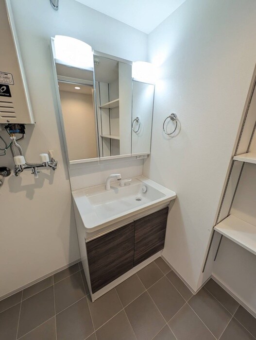 物件内観写真15　(洗面)