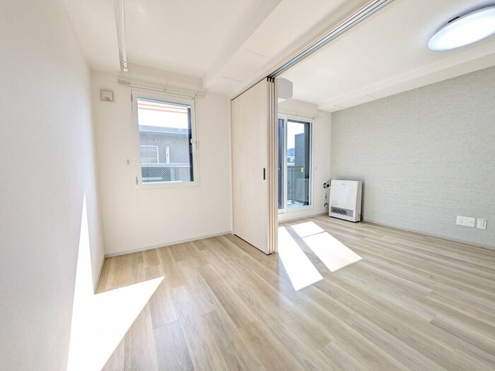 物件内観写真15　(居室)