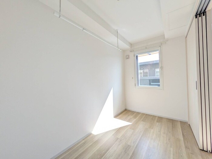 物件内観写真16　(居室)