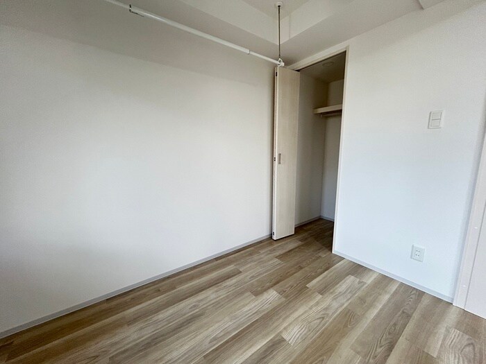 物件内観写真16　(居室)