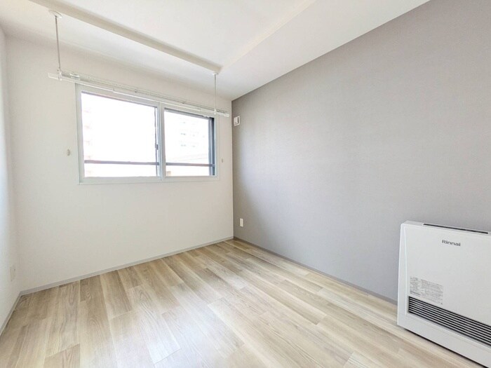 物件内観写真18　(居室)