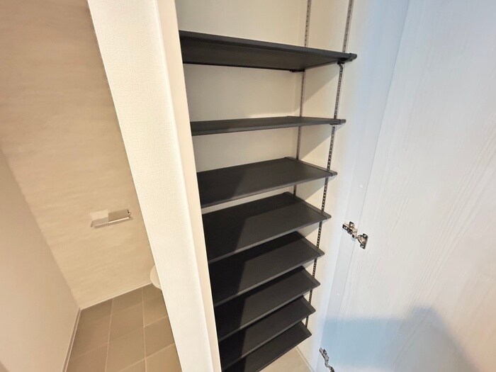 物件内観写真20　(靴箱)