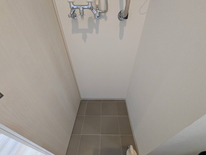 物件内観写真22　(洗濯機置場)