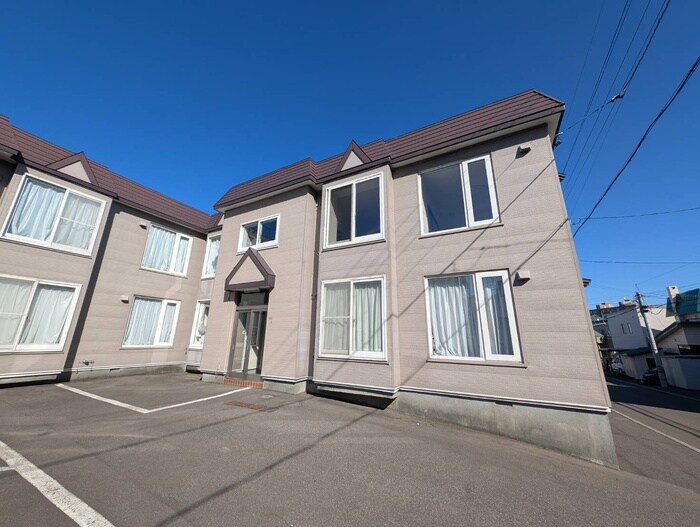 物件外観写真1　(外観写真)