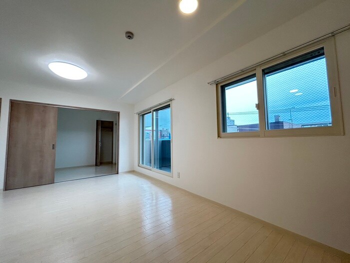 物件内観写真10　(居室)