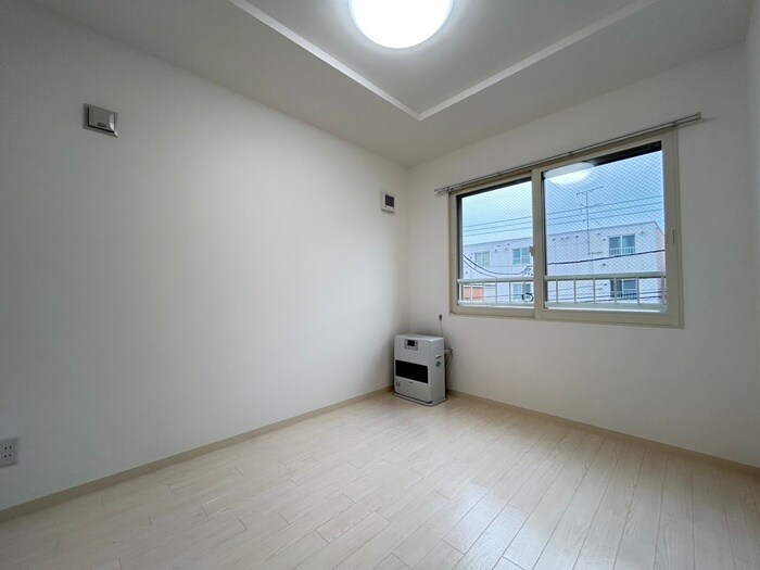 物件内観写真22　(居室)