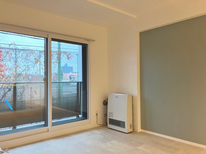 物件内観写真3　(居室)