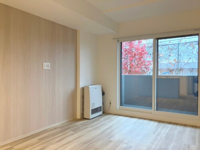 物件内観写真3　(居室)