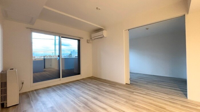 物件内観写真4　(居室)