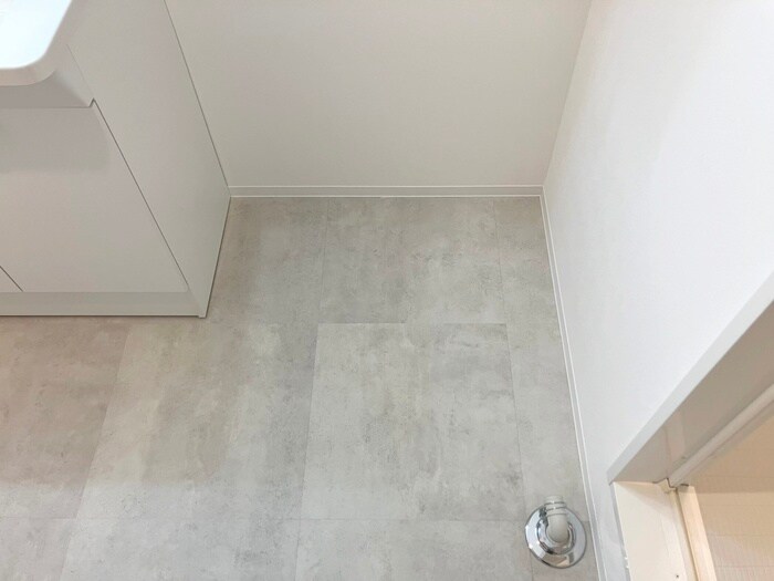 物件内観写真10　(洗濯機置場)