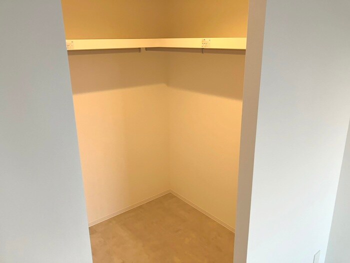 物件内観写真11　(収納)