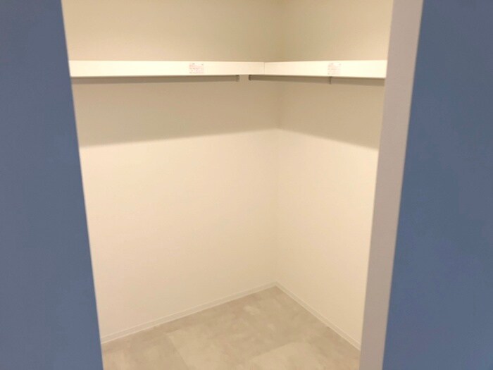 物件内観写真12　(収納)
