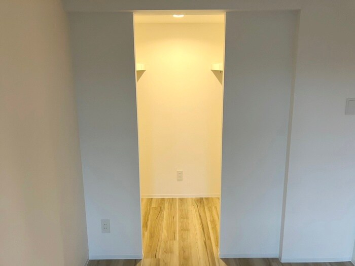 物件内観写真12　(収納)