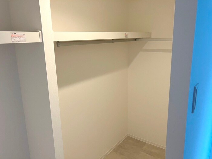 物件内観写真13　(収納)