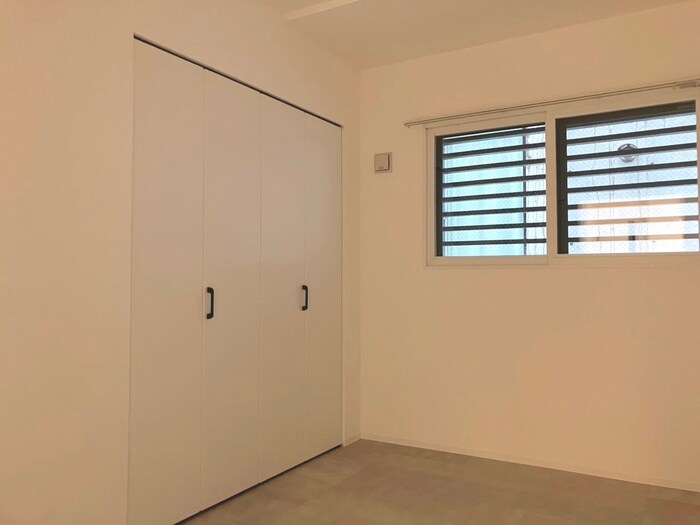 物件内観写真14　(居室)