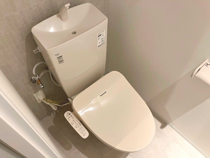 物件内観写真16　(トイレ)