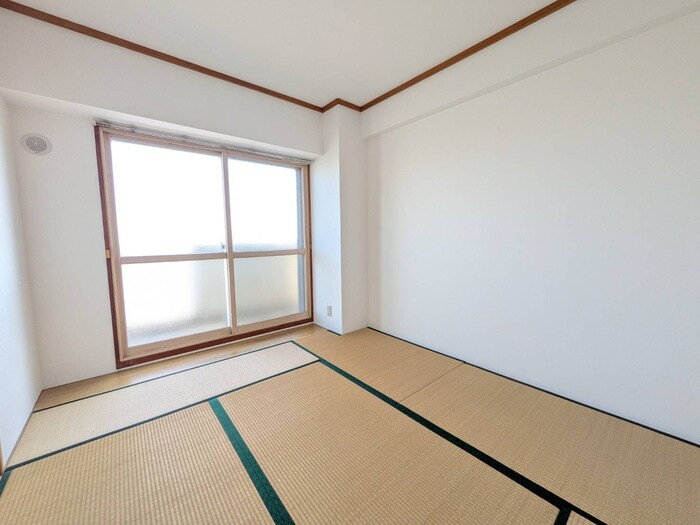 物件内観写真8　(居室)