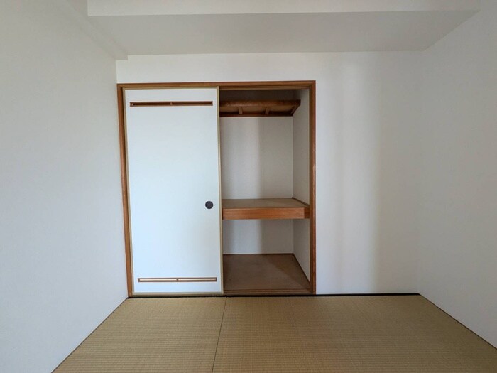 物件内観写真11　(収納)