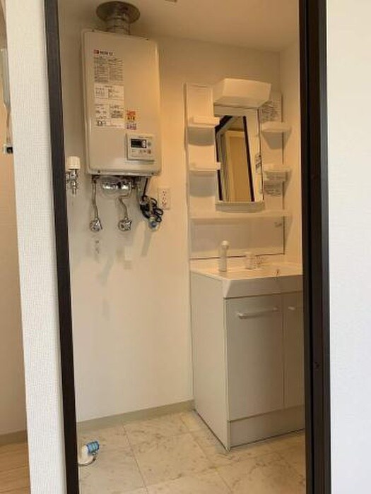 物件内観写真11　(洗面)