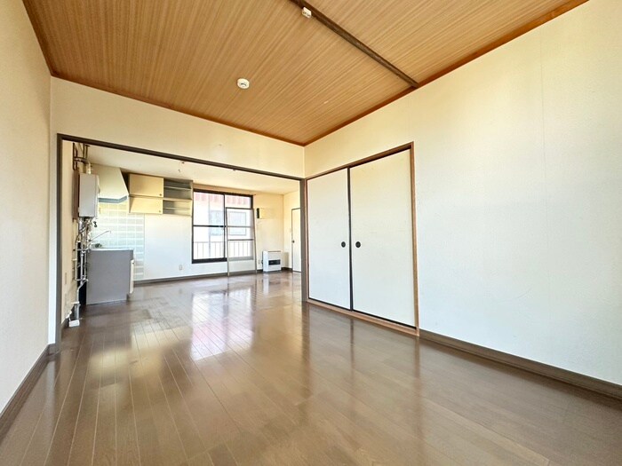 物件内観写真18　(居室)