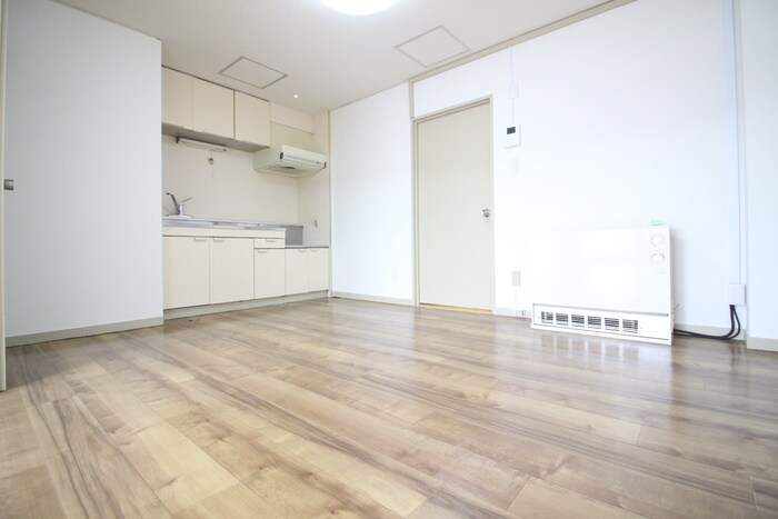 物件内観写真8　(居室)