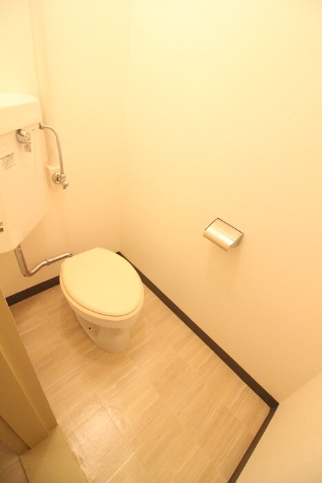 物件内観写真13　(トイレ)