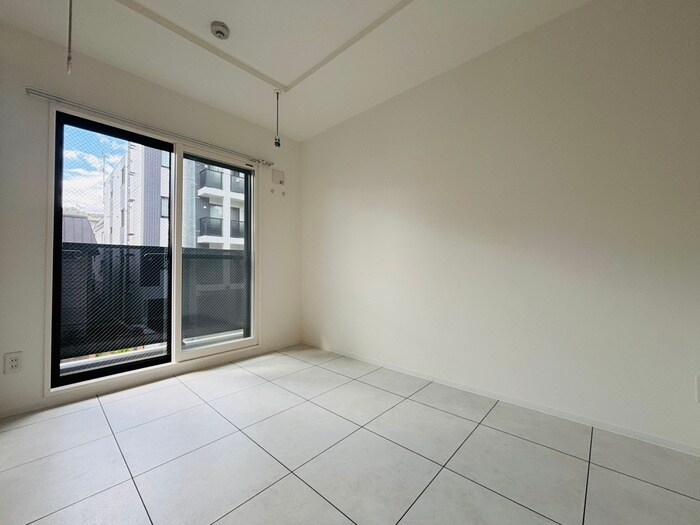 物件内観写真11　(居室)