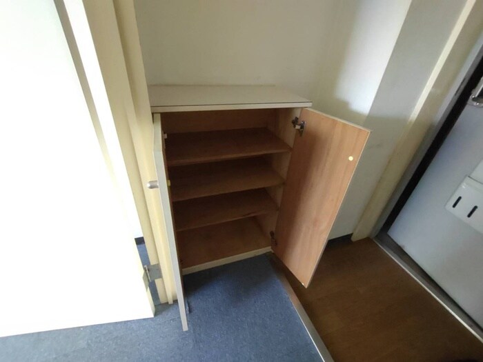 物件内観写真18　(靴箱)