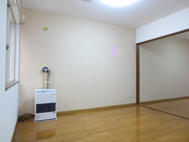 物件内観写真10　(居室)