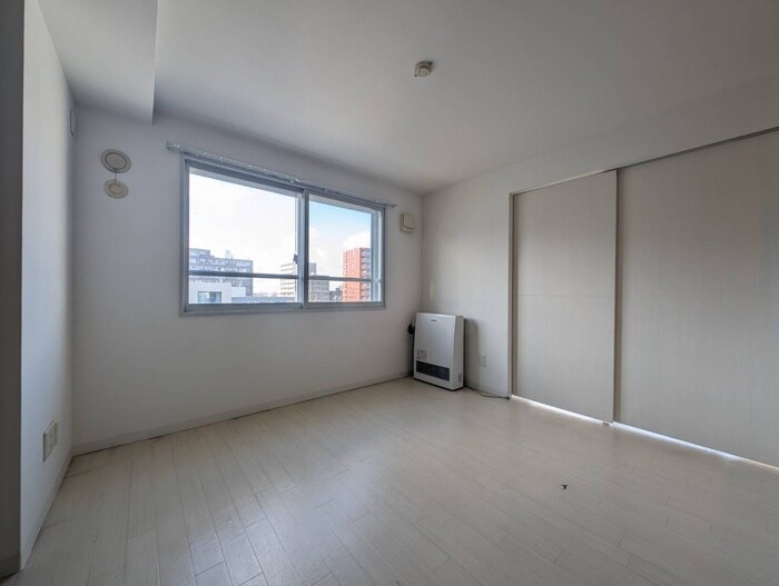 物件内観写真10　(居室)