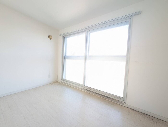 物件内観写真17　(居室)