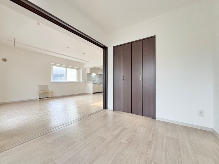 物件内観写真12　(居室)