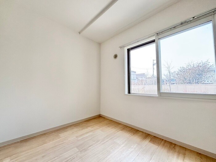 物件内観写真13　(居室)