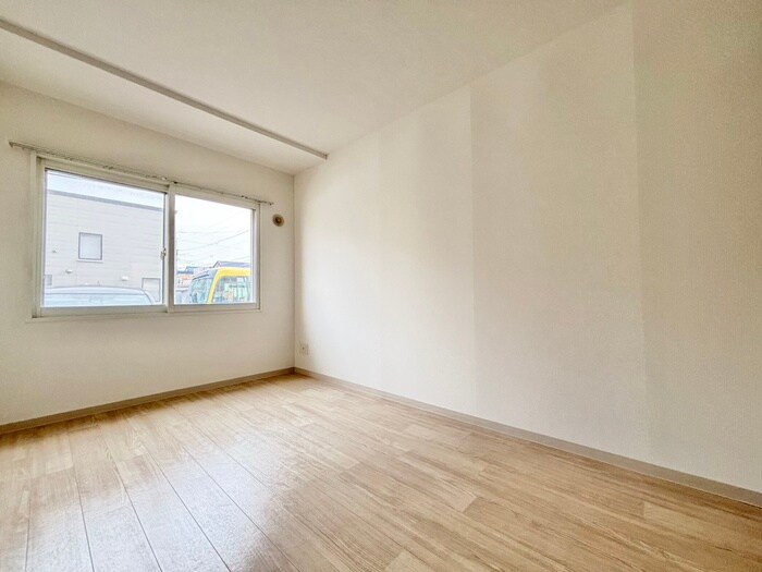 物件内観写真14　(居室)