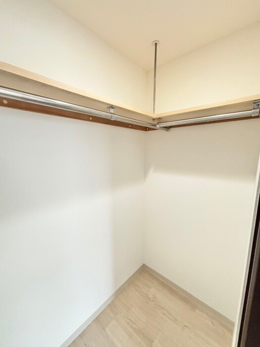 物件内観写真18　(収納)