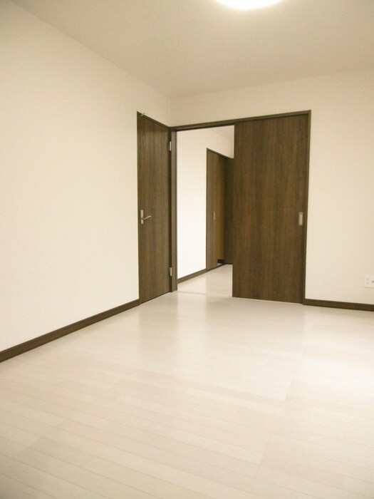 物件内観写真11　(居室)