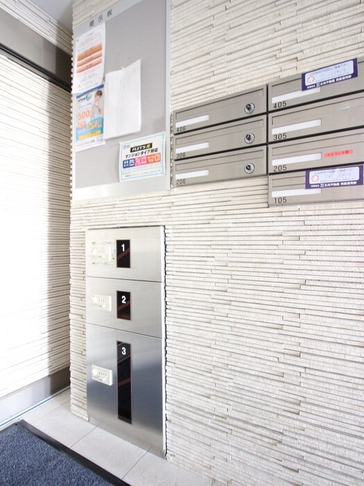 物件外観写真6　(建物設備)