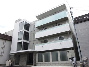 レジデンパーク札幌北外観写真