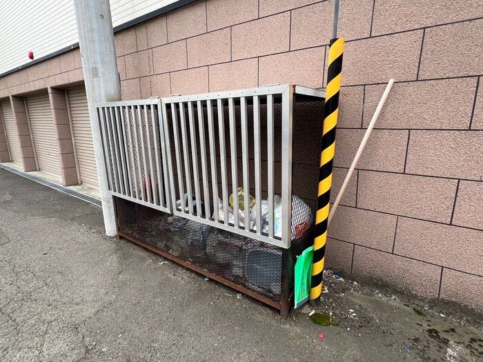 物件外観写真4　(建物設備)