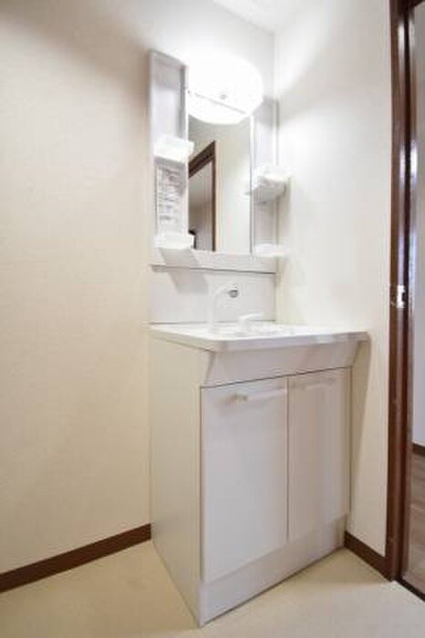 物件内観写真13　(洗面)